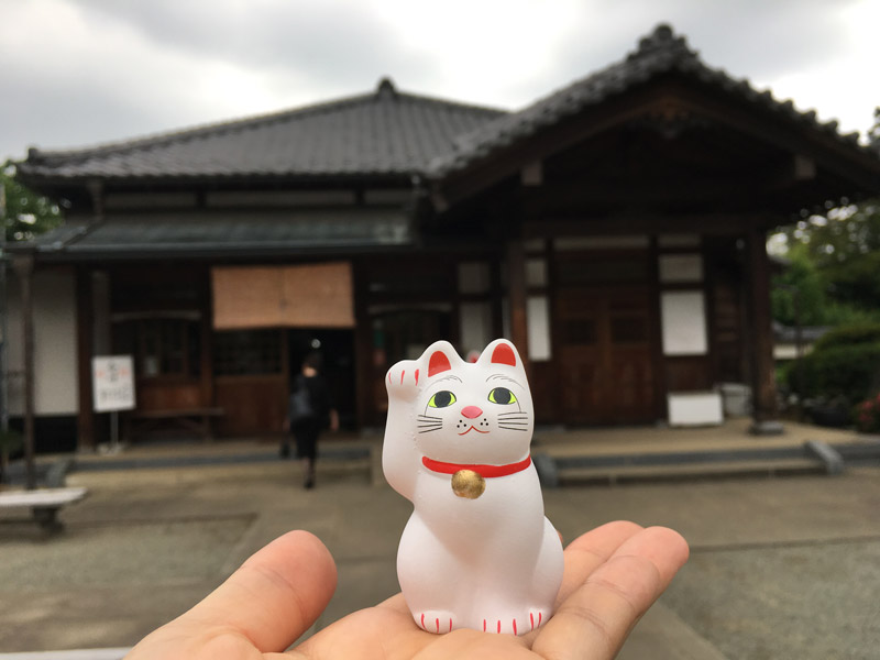 招き猫だらけでびっくり!東京のユニークなお寺「豪徳寺」を散策しよう