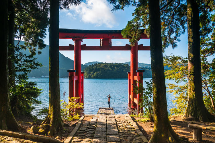 【箱根自由行】 一年四季皆宜造訪！帶長輩暢遊箱根 兩天一夜懶人包（箱根景點、交通資訊篇）